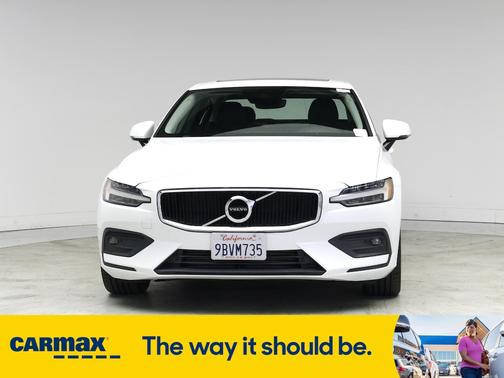 2021 Volvo S60 T5 Momentum