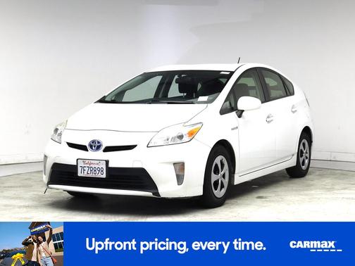 White 2014 Toyota Prius Three
