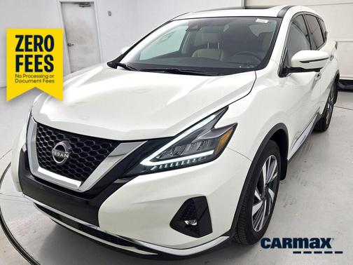 White 2024 Nissan Murano SL
