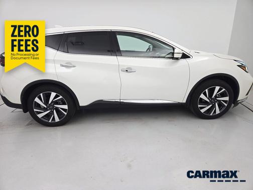 White 2024 Nissan Murano SL