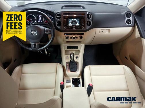White 2015 Volkswagen Tiguan SEL