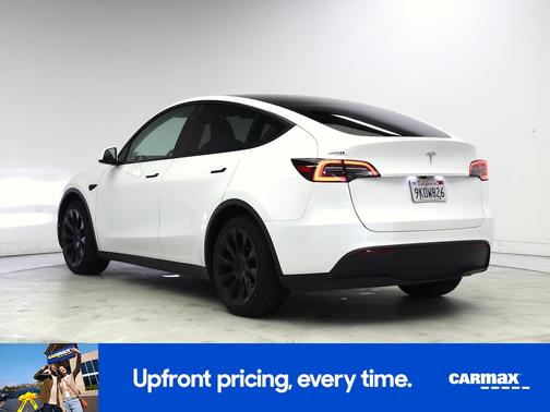 White 2023 Tesla Model Y