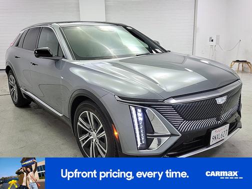 2024 Cadillac LYRIQ Luxury 2