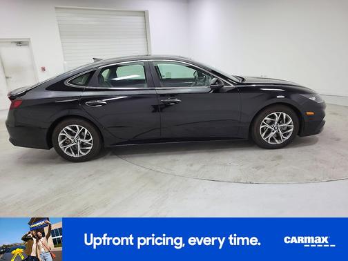 Black 2020 Hyundai SONATA SEL