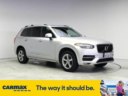 2016 Volvo XC90 T5 Momentum