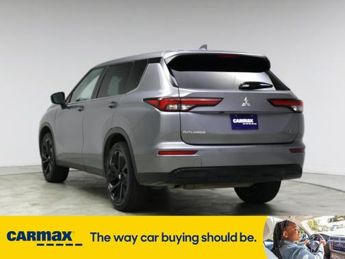 2023 Mitsubishi Outlander SE
