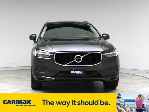 2018 Volvo XC60 T5 Momentum
