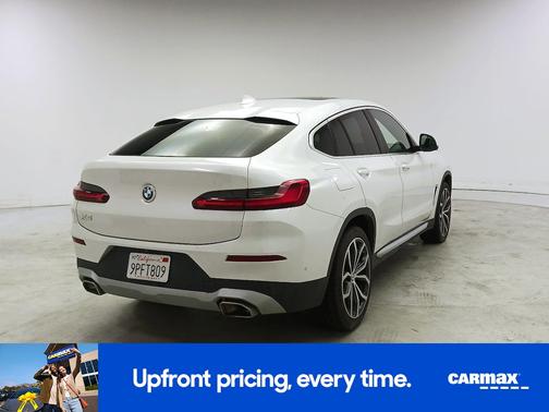 White 2022 BMW X4 XDrive30i