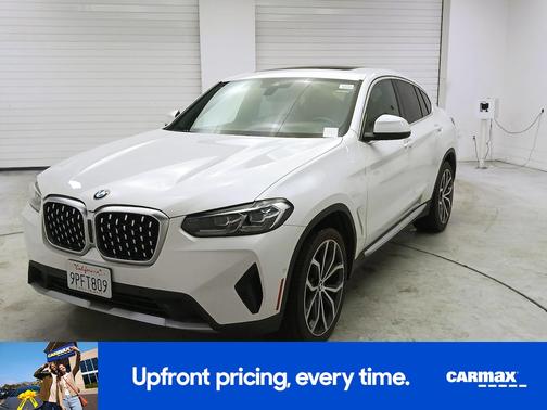 White 2022 BMW X4 XDrive30i