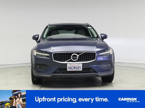 2020 Volvo V60 Cross Country T5