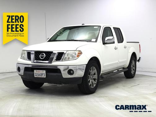 White 2019 Nissan Frontier SL