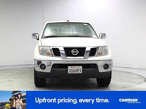 White 2019 Nissan Frontier SL