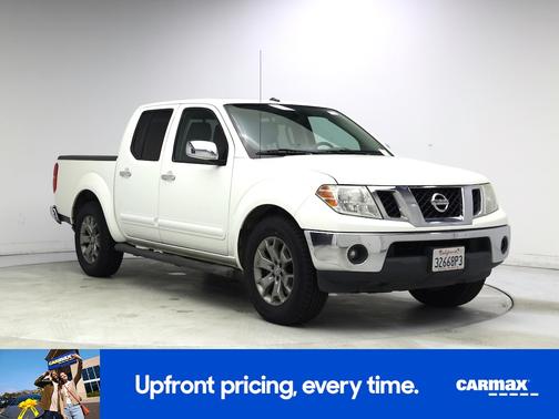 White 2019 Nissan Frontier SL