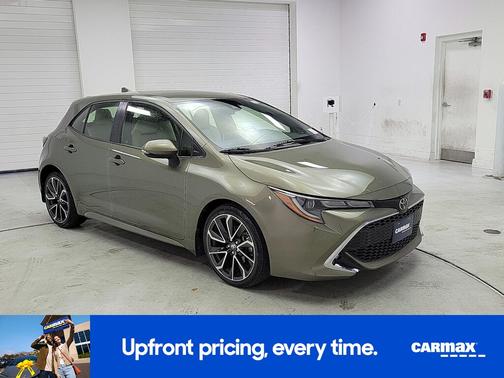 Gold 2020 Toyota Corolla Hatchback XSE
