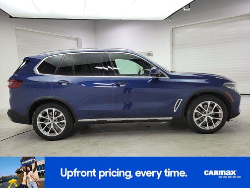 Blue 2022 BMW X5 sDrive40i
