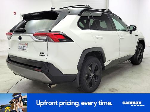 White 2020 Toyota RAV4 Hybrid XSE