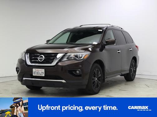 2020 Nissan Pathfinder SL