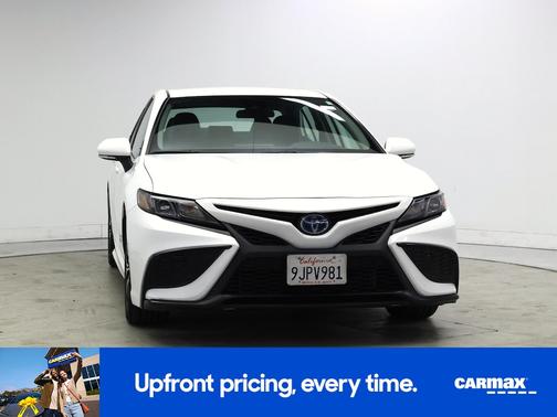 2024 Toyota Camry Hybrid SE