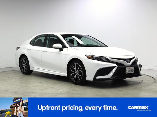 2024 Toyota Camry Hybrid SE