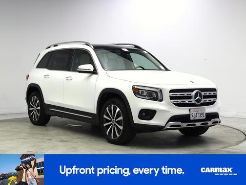 White 2023 Mercedes-Benz GLB 250