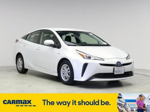 2021 Toyota Prius LE