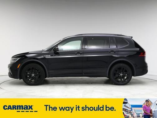 2022 Volkswagen Tiguan SE R-Line Black
