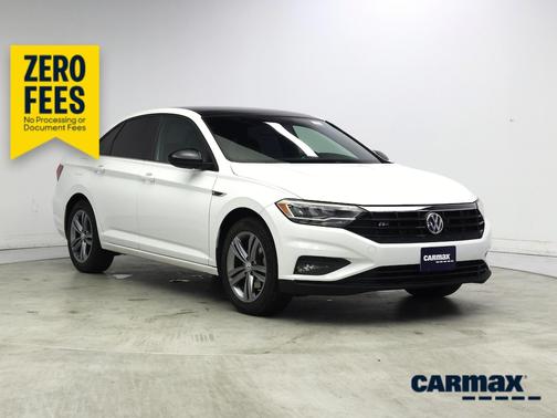 White 2019 Volkswagen Jetta R-Line