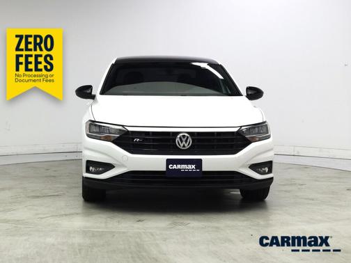 White 2019 Volkswagen Jetta R-Line