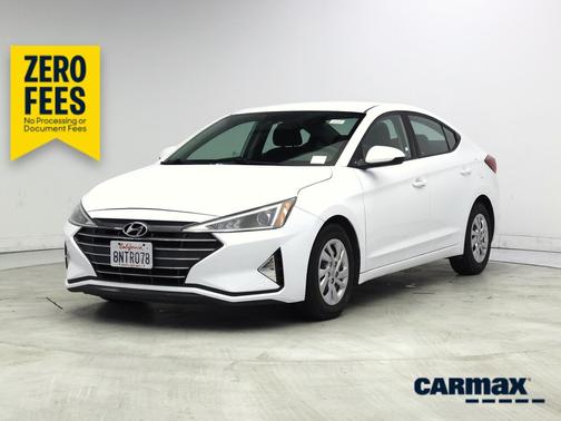 White 2020 Hyundai ELANTRA SE