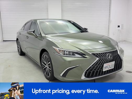 Green 2025 Lexus ES 300h