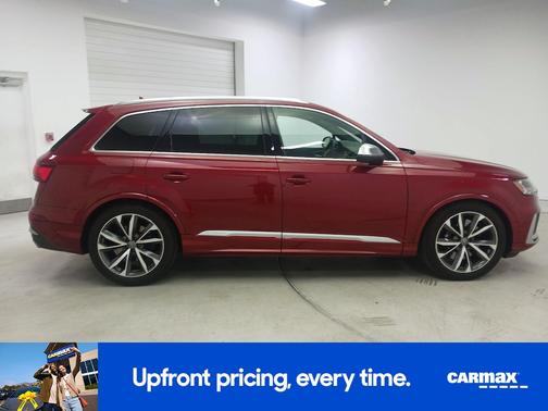 2020 Audi SQ7 Premium Plus