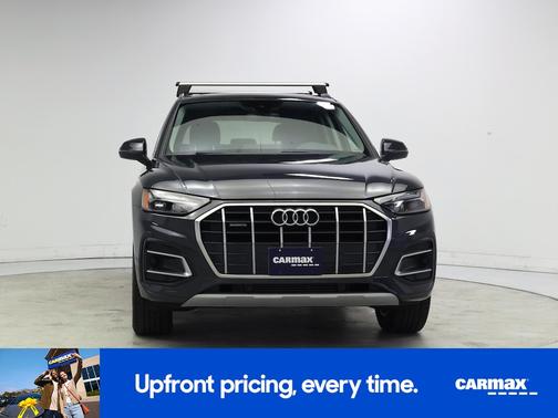 Gray 2023 Audi Q5 Premium