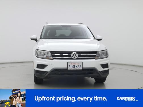 White 2019 Volkswagen Tiguan SE