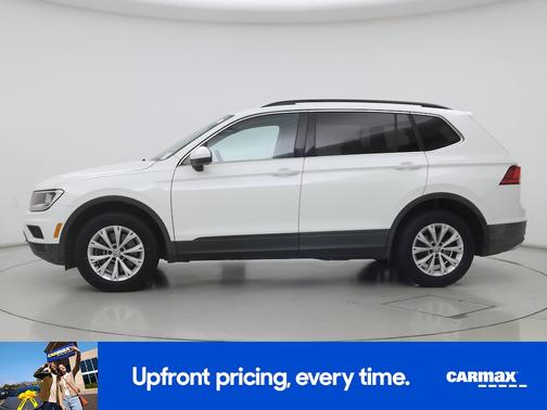 White 2019 Volkswagen Tiguan SE