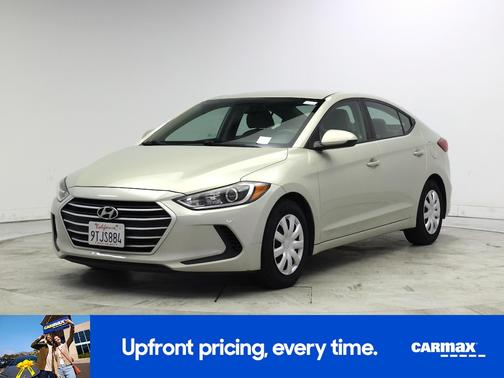Silver 2017 Hyundai ELANTRA SE