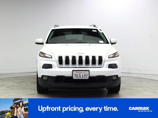 White 2015 Jeep Cherokee Latitude