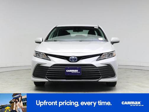 2022 Toyota Camry Hybrid LE