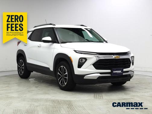 White 2025 Chevrolet Trailblazer LT