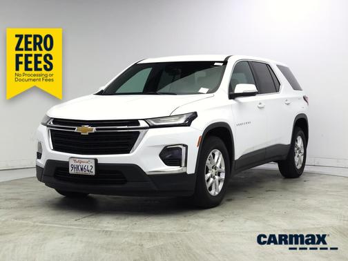 White 2023 Chevrolet Traverse LS