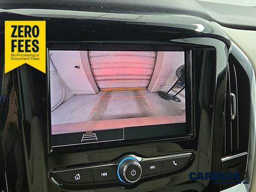 White 2023 Chevrolet Traverse LS