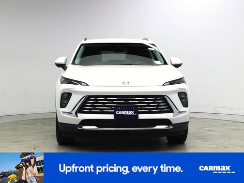 White 2025 Buick Envision Preferred