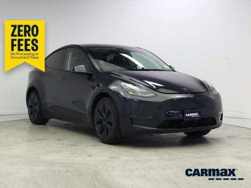 Gray 2024 Tesla Model Y Long Range