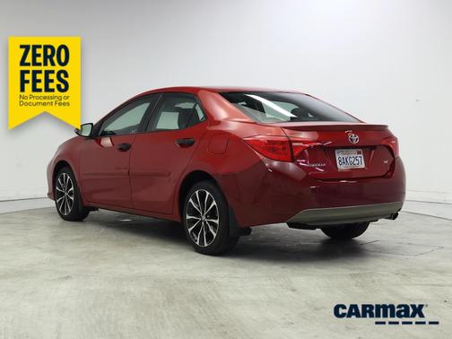 Red 2017 Toyota Corolla SE