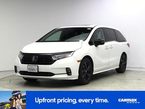 White 2023 Honda Odyssey Sport