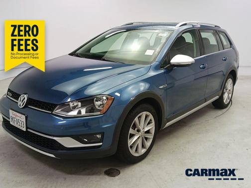 Blue 2017 Volkswagen Golf Alltrack S