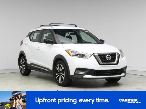 2019 Nissan Kicks SR