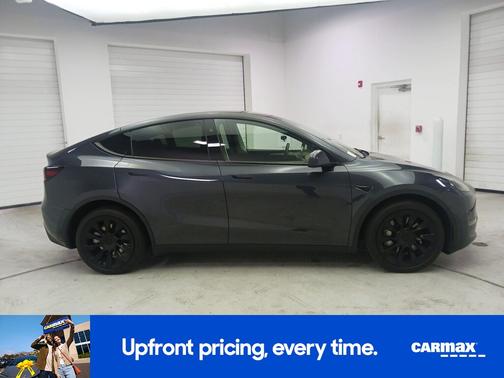 Gray 2024 Tesla Model Y Long Range