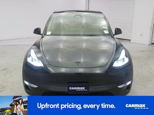 Gray 2024 Tesla Model Y Long Range
