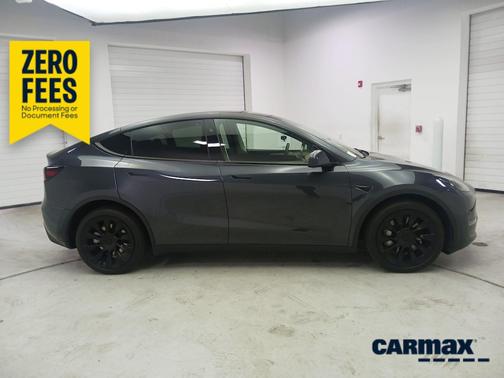 Gray 2024 Tesla Model Y Long Range