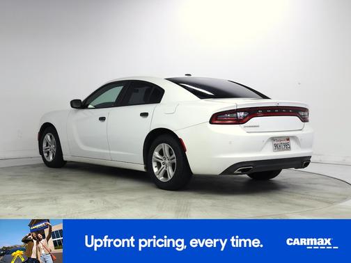 White 2019 Dodge Charger SXT